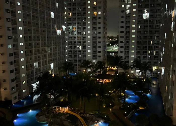 Dmv Trinity Aparthotel